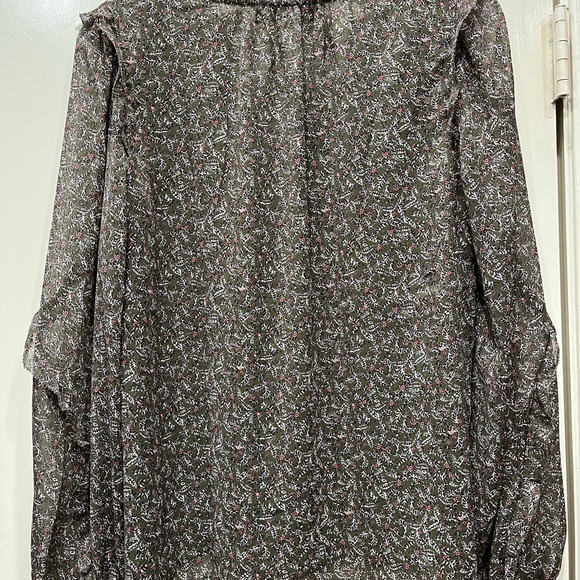 LOFT blouse size small. - Picture 2 of 3